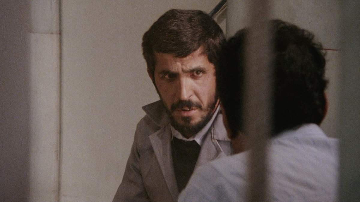 Episode 56: Abbas Kiarostami's Close-Up (1990) – Her Head in Films